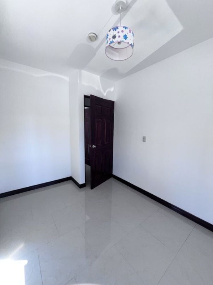 Apartamento en Alquiler en , Costa Rica