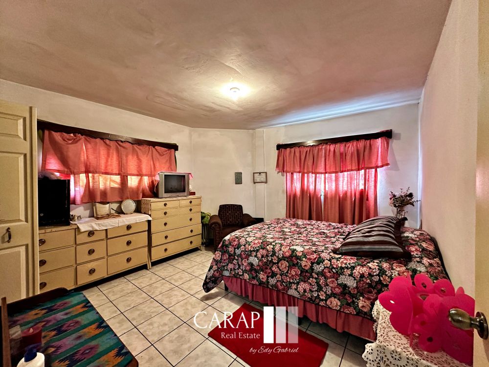 Casa en Venta en San Lucas Sacatepequez, Guatemala