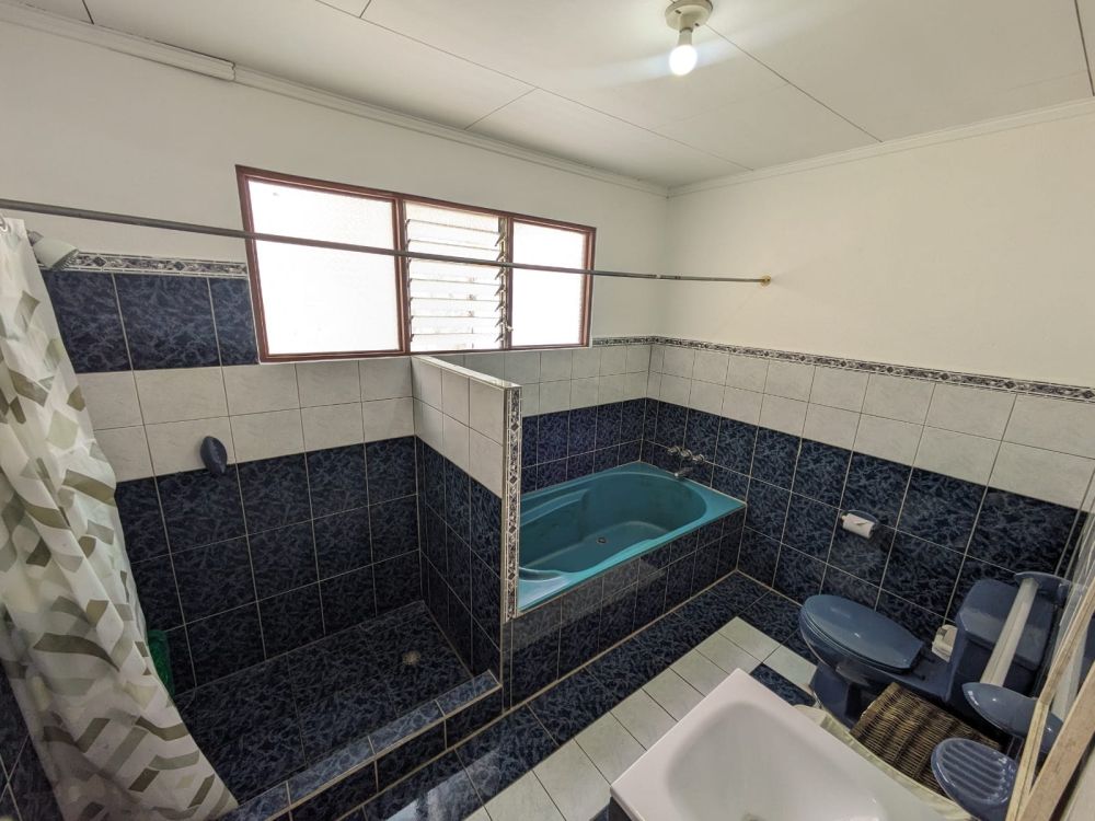 Casa en Venta en Curridabat, Costa Rica