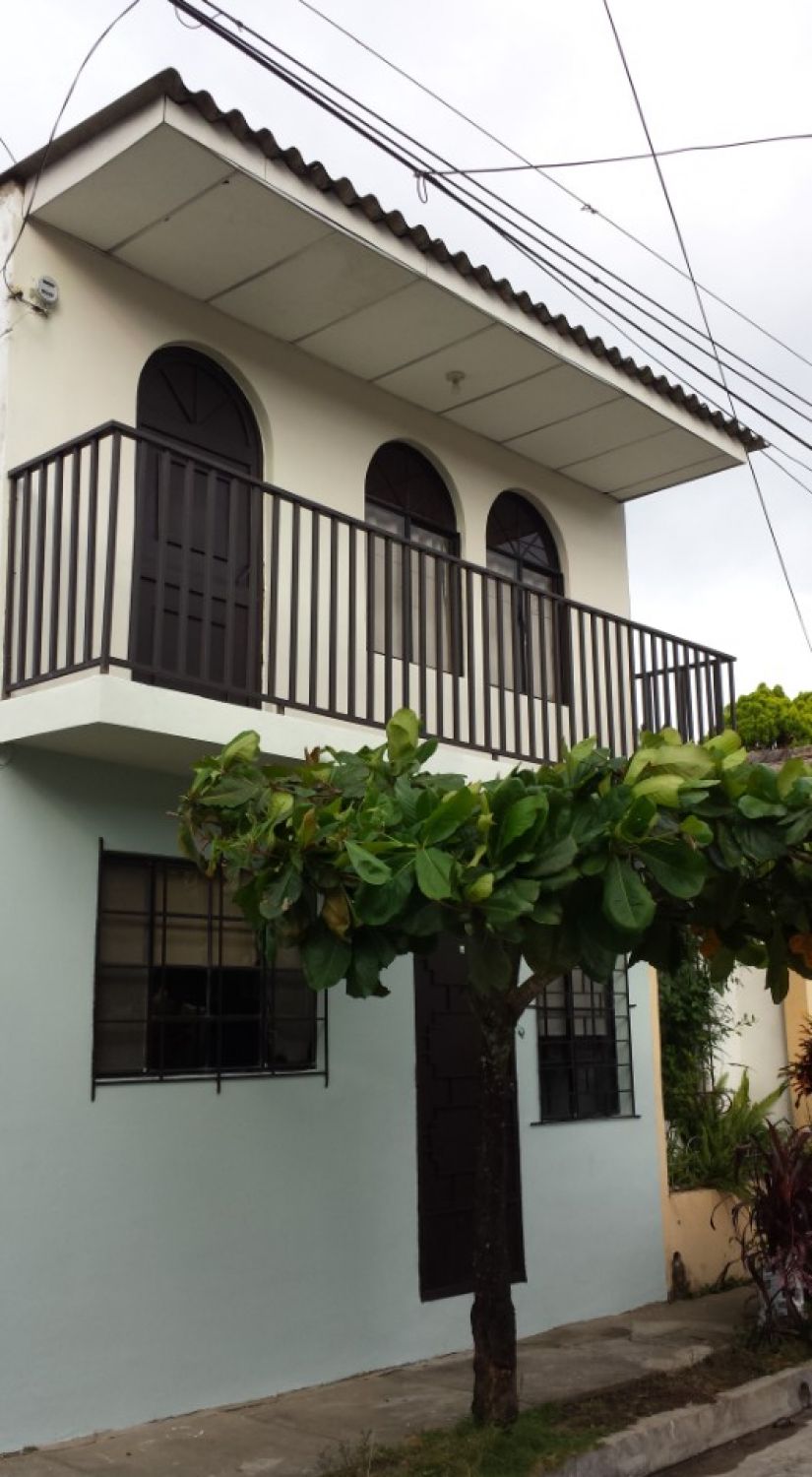 Casa en Venta en Santa Tecla, El Salvador