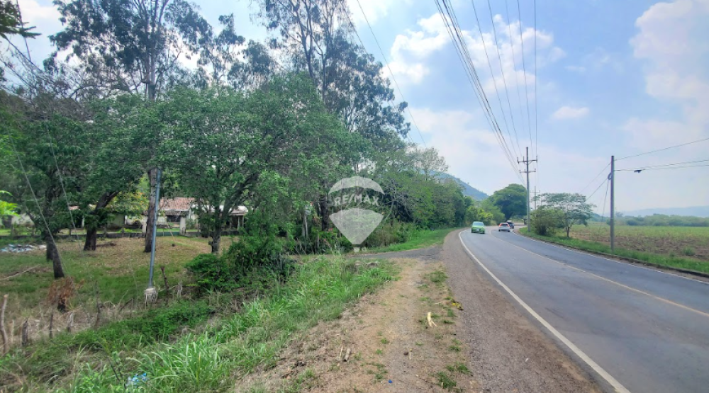 Casa en Venta en Santa Ana, El Salvador