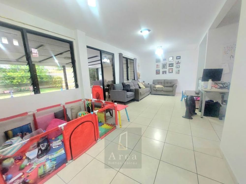 Casa en Venta en San Jose Villanueva, El Salvador