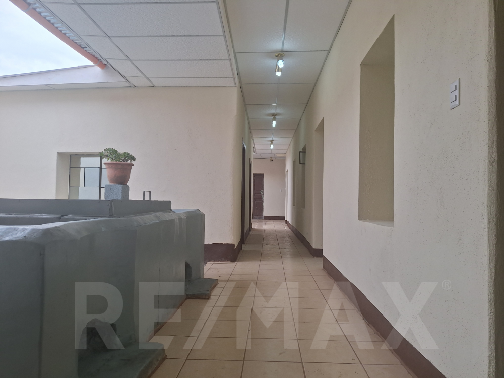 Espacio comercial en Alquiler en Mixco, Guatemala